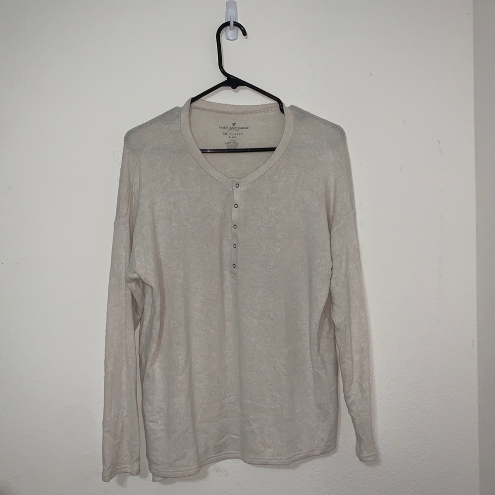 American Eagle Women’s Henley Long Sleeve
